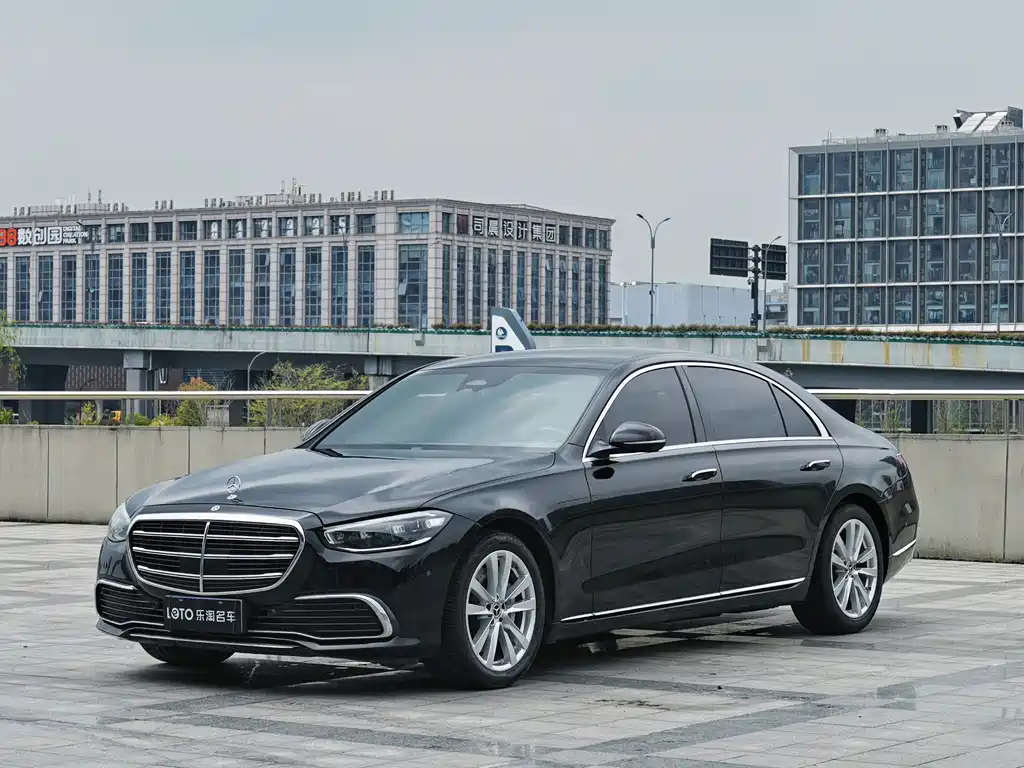 Mercedes-Benz S-Class 2023