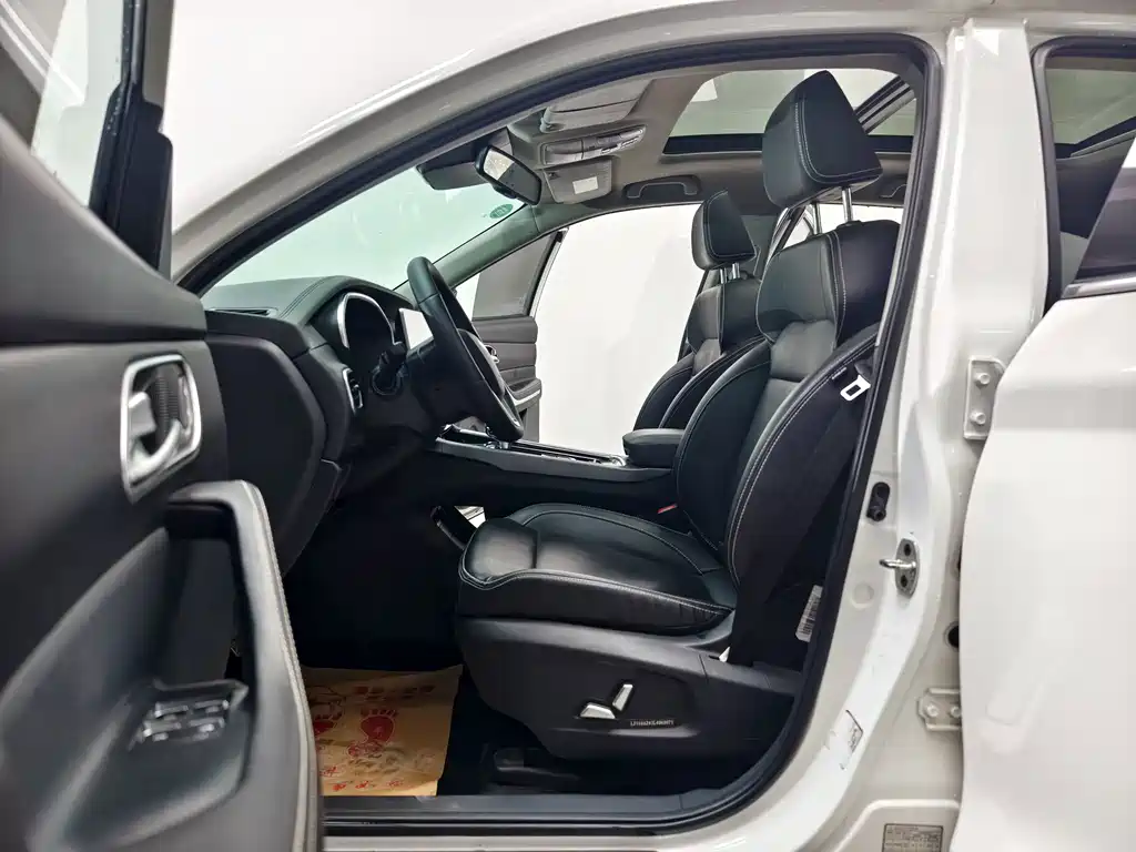 JAC X7 — миниатюра 11