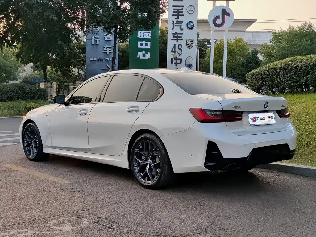 BMW 3 Series 330Li M Sport Night Package, фото 4