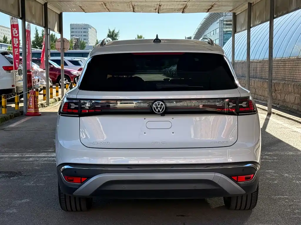 Volkswagen ID.6 Crozz — миниатюра 4