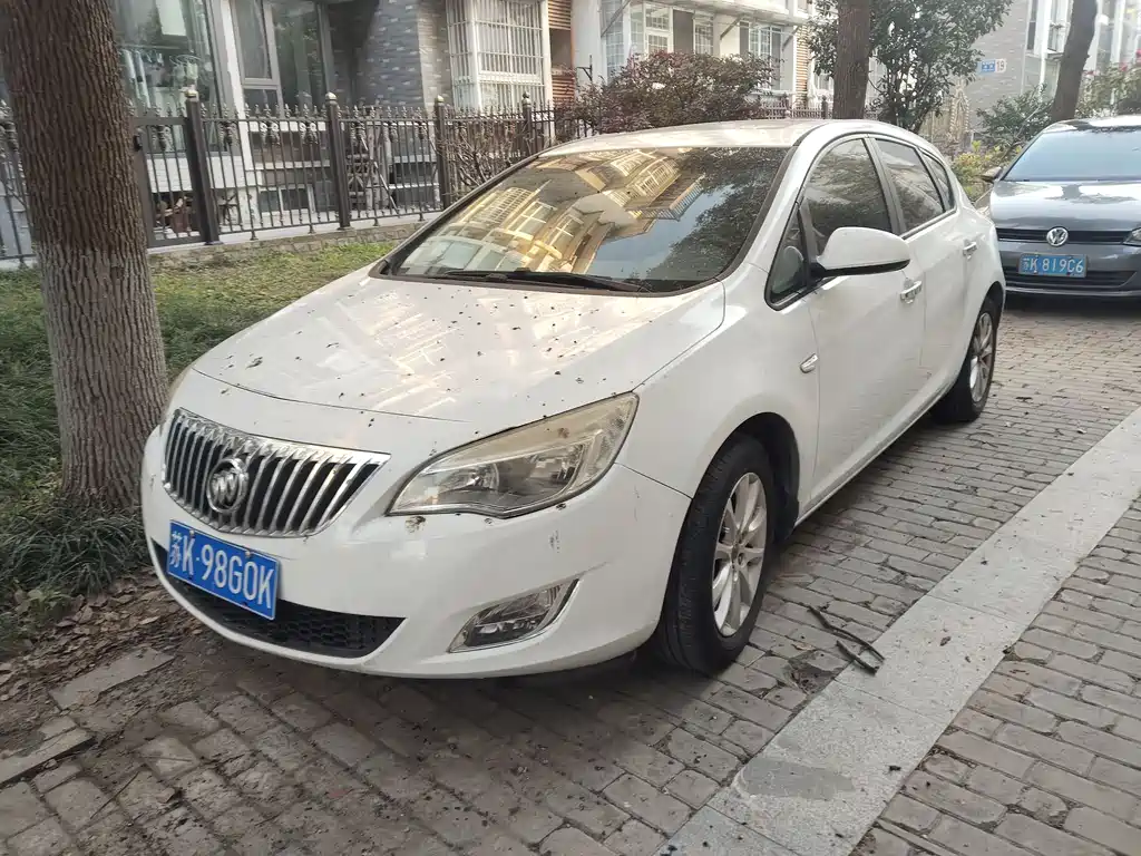 Buick Excelle 2011