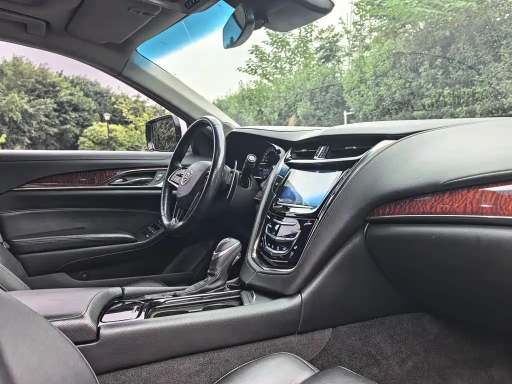 Cadillac CTS — миниатюра 14