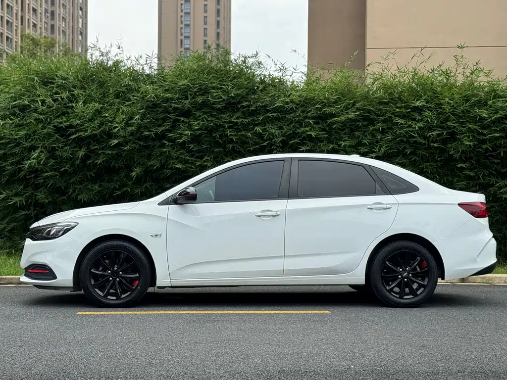 Chevrolet Monza 2019 Redline 320T DCT VI