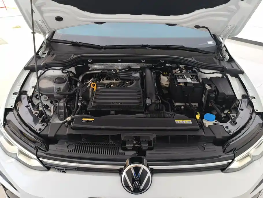 Volkswagen Golf — миниатюра 10