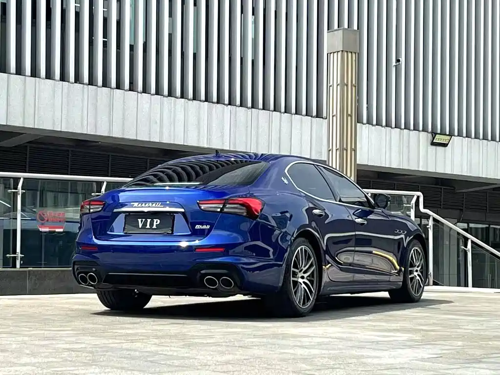 MASERATI GHIBLI