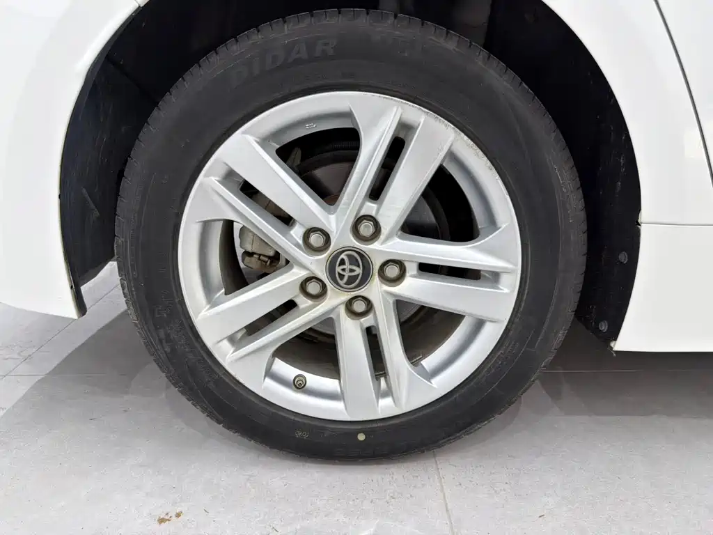 Toyota Levin TNGA 1.5L CVT Progressive Edition, фото 17
