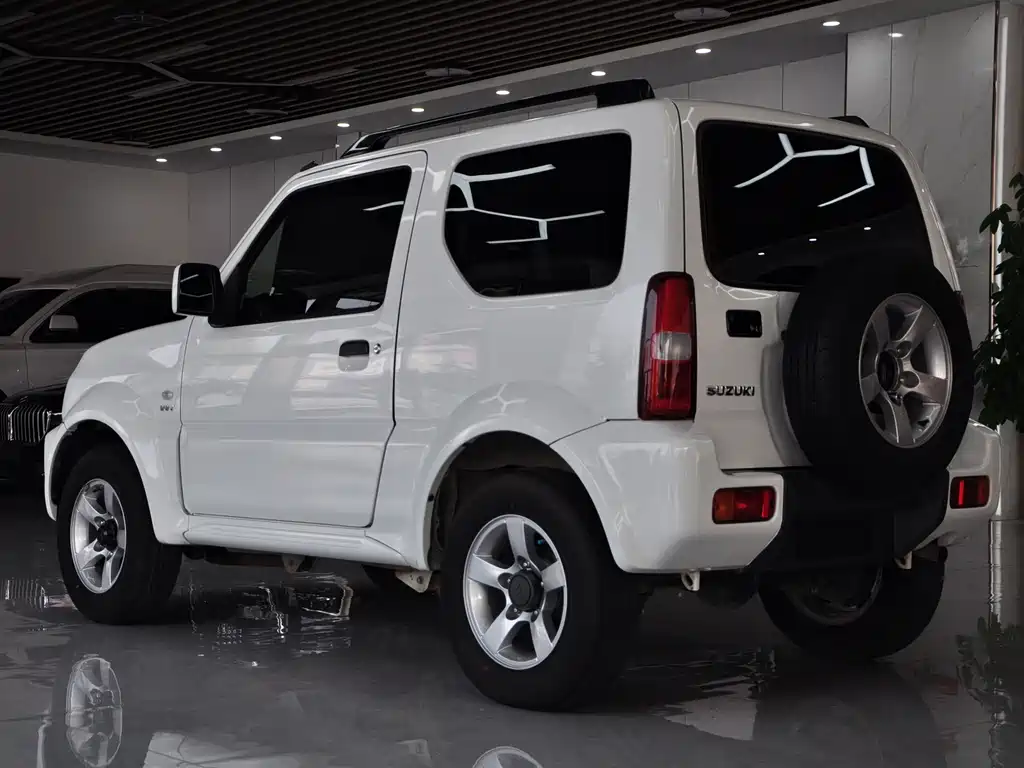 Suzuki Jimny — миниатюра 4
