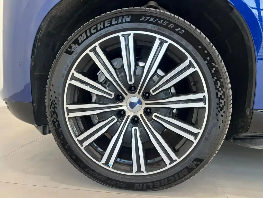 Denza Denza N9 — миниатюра 18