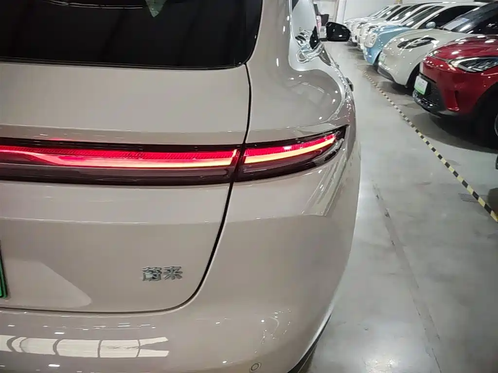 NIO ET5T 2025 75kWh Touring