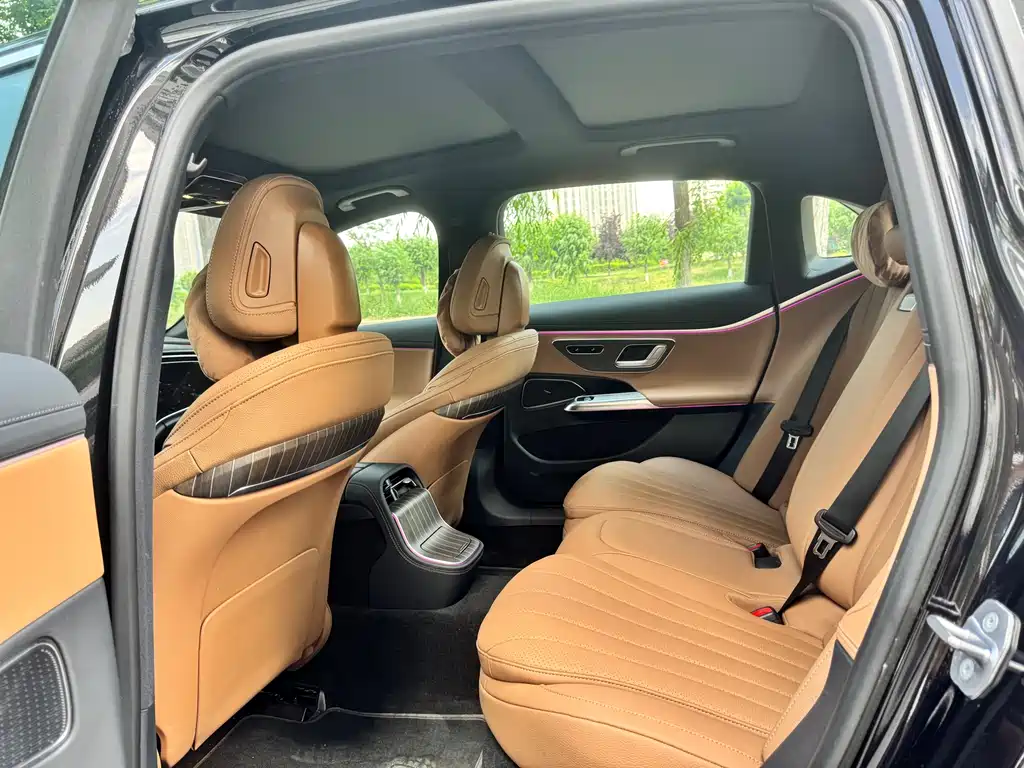 Mercedes-Benz E-Class E 2024 E 350 e L