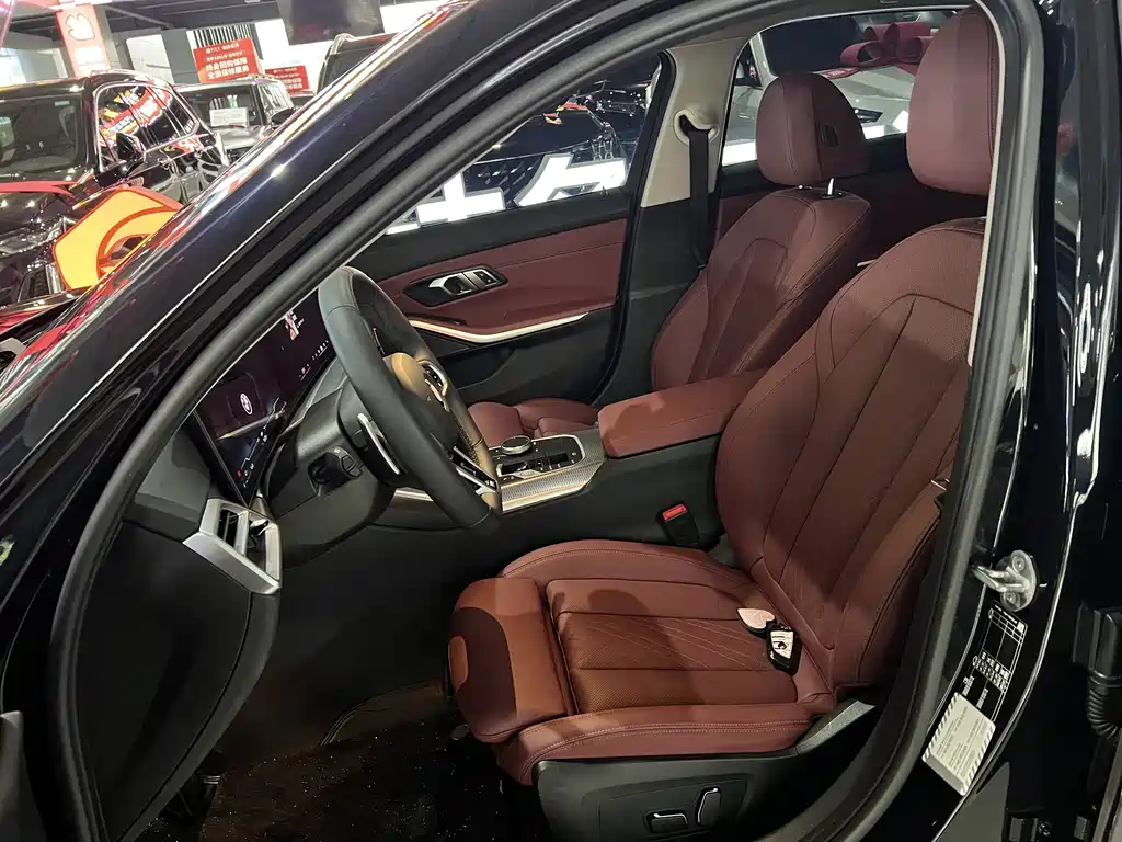 BMW 3 Series 3 2025 330Li M Sport