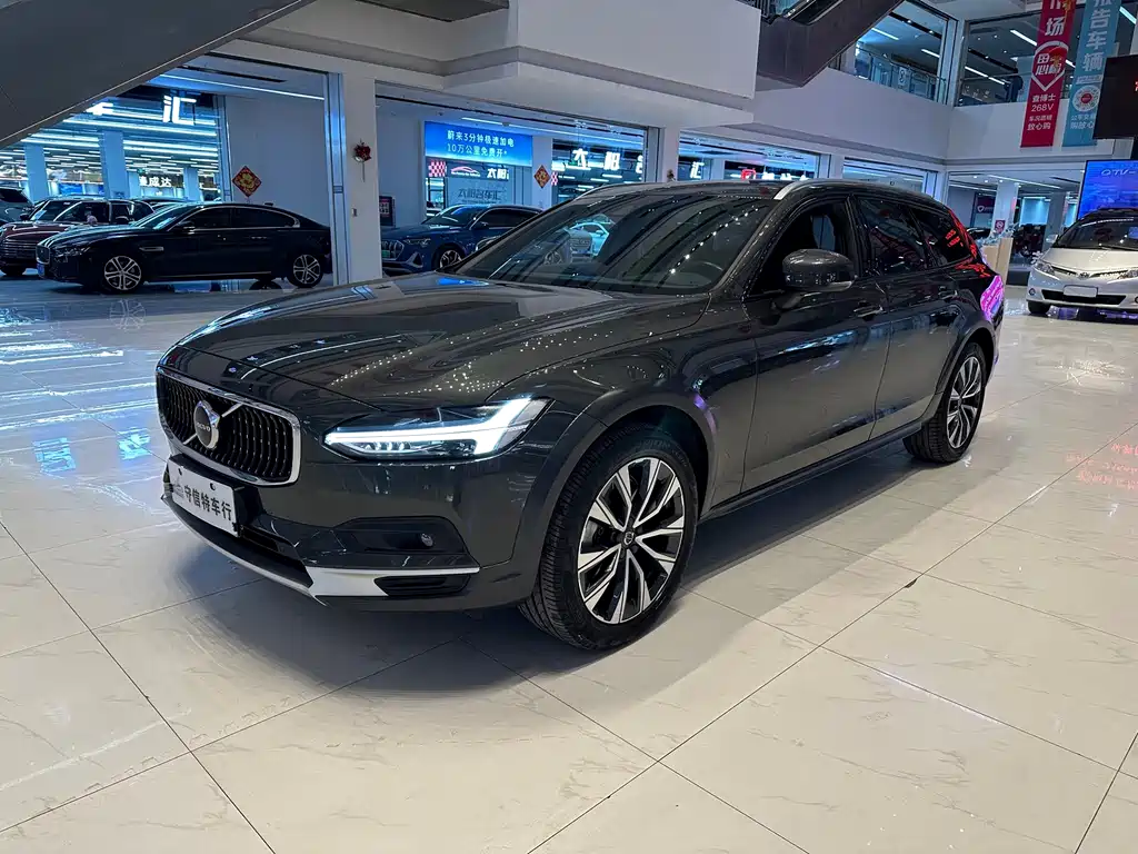 Volvo V90
