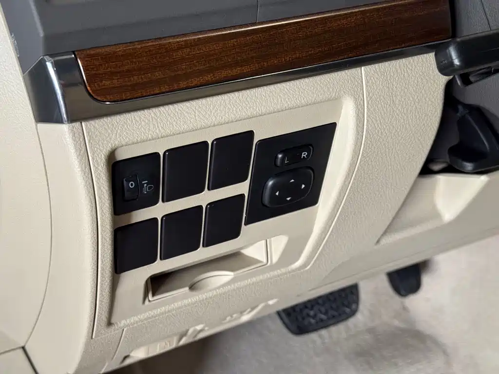 Toyota Land Cruiser 2018 4.0L AT