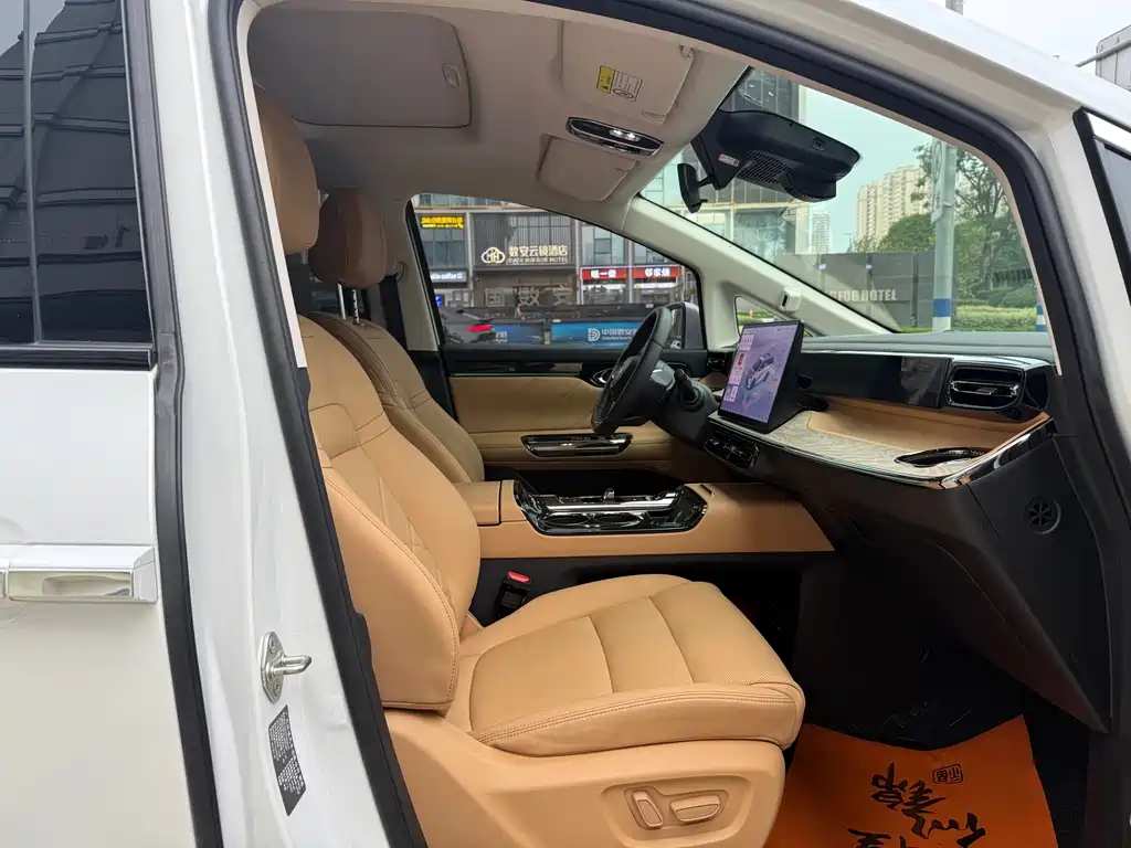 GAC E8 PHEV 2024 150km MAX+