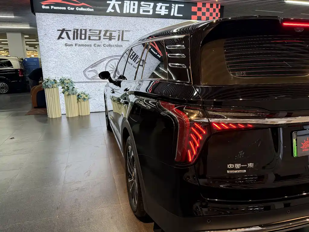 Hongqi HS7 PHEV — фотографии объявления, Фото 16