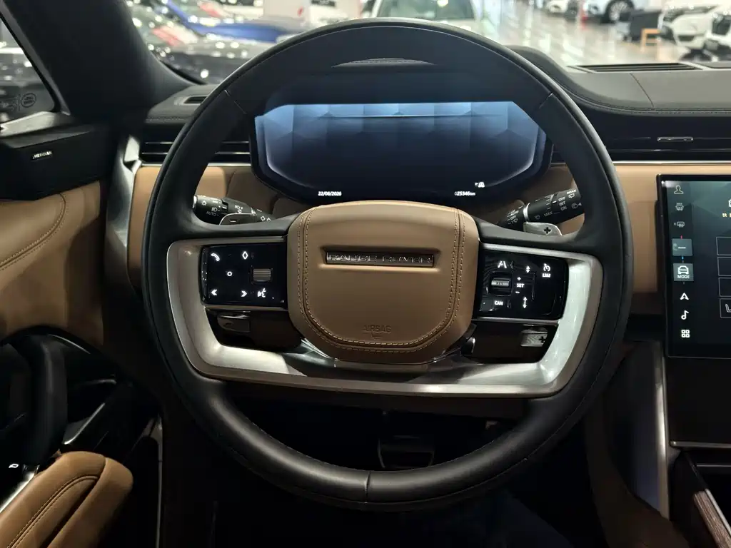 Land Rover Range Rover 2025 3.0 L6 400PS Long Wheelbase