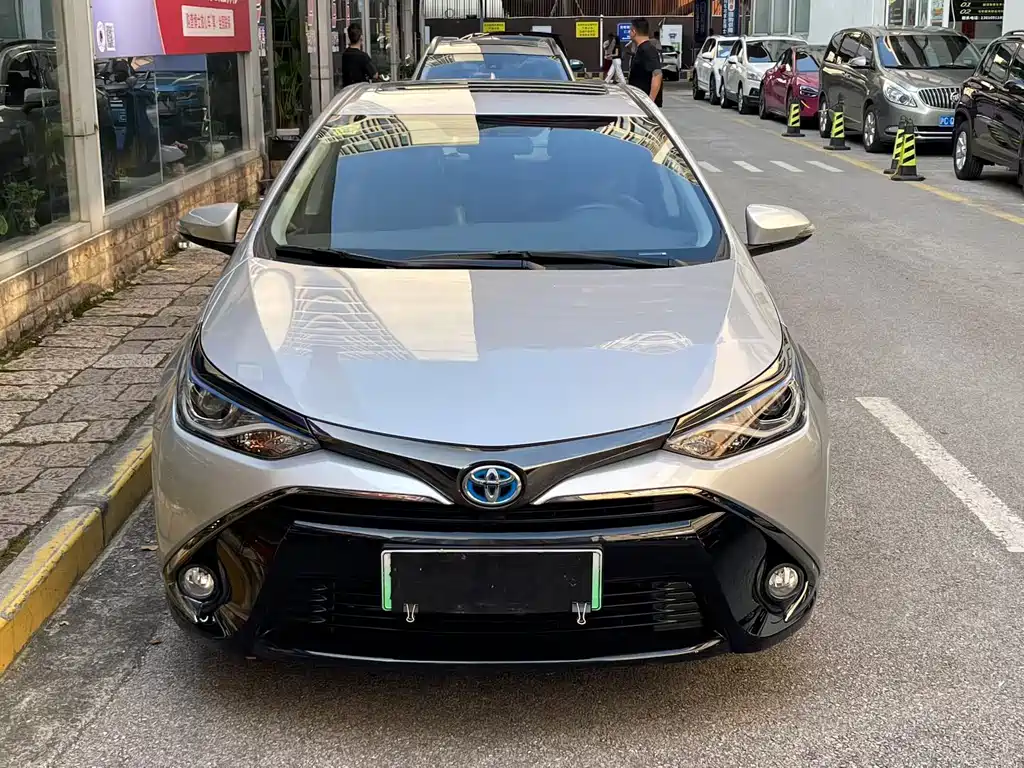 Toyota Levin Twin Engine E+ — миниатюра 2