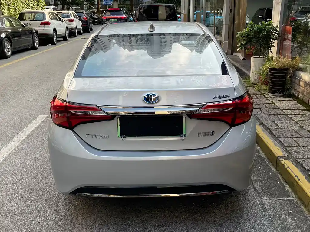 Toyota Levin Twin Engine E+ — миниатюра 4