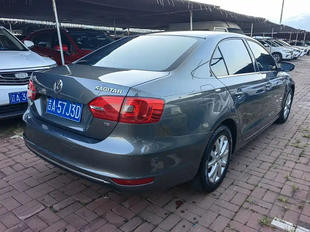 Volkswagen Sagitar — миниатюра 4