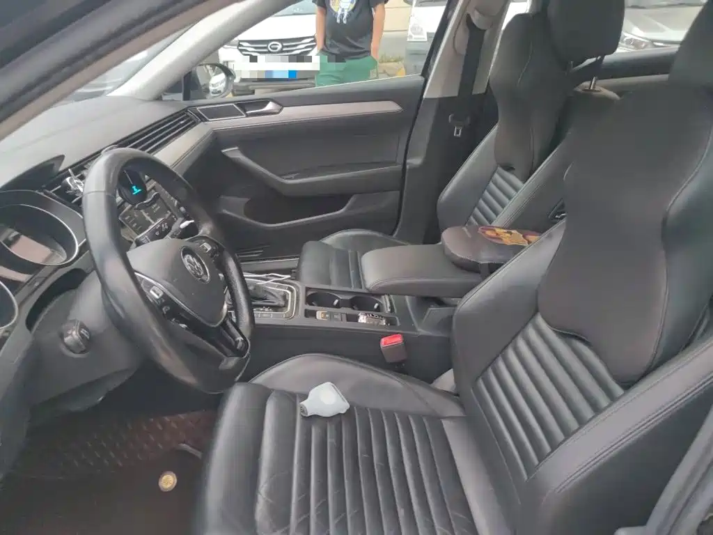 Volkswagen Magotan 2017 280TSI DSG Lead