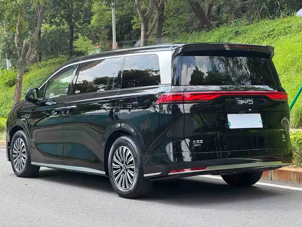 BYD Xia — миниатюра 11