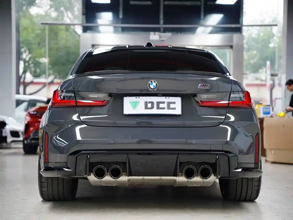 BMW M3 2024 M3