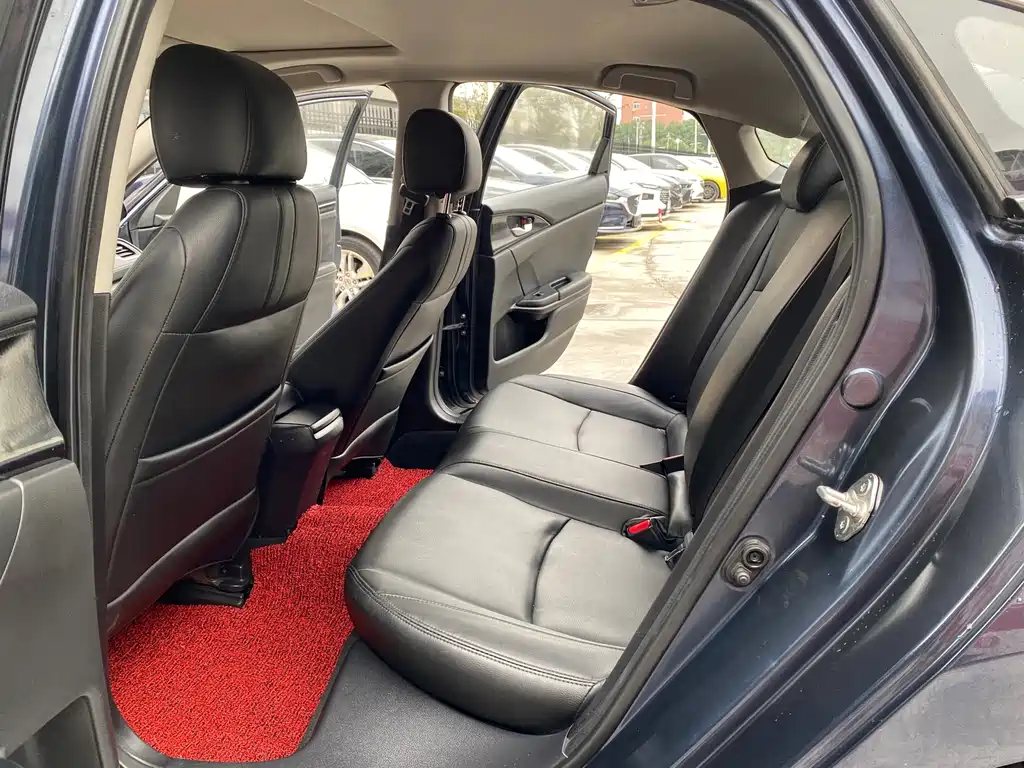 Honda Civic — миниатюра 11