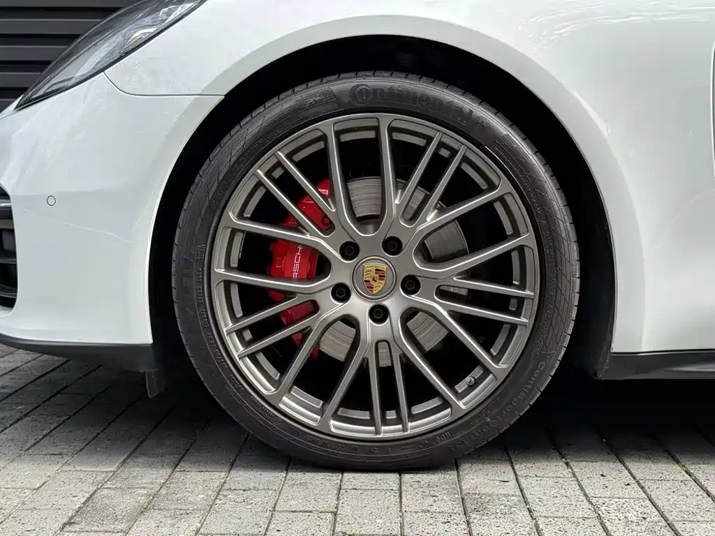 Porsche Panamera — миниатюра 11