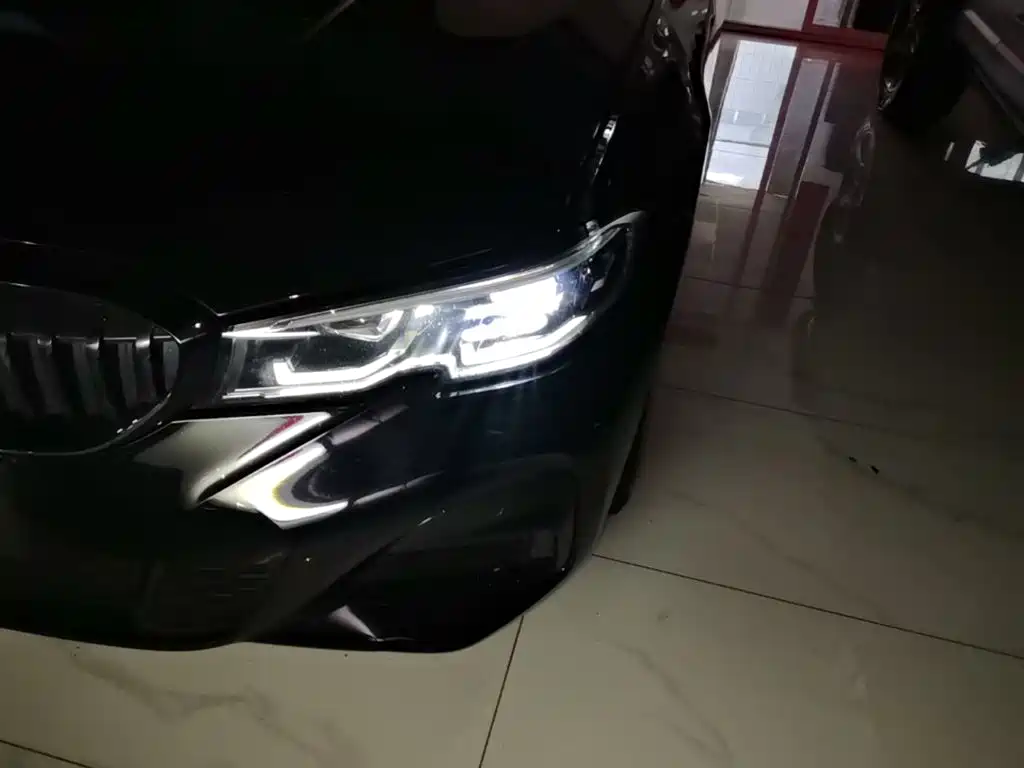 BMW 3 Series — миниатюра 24