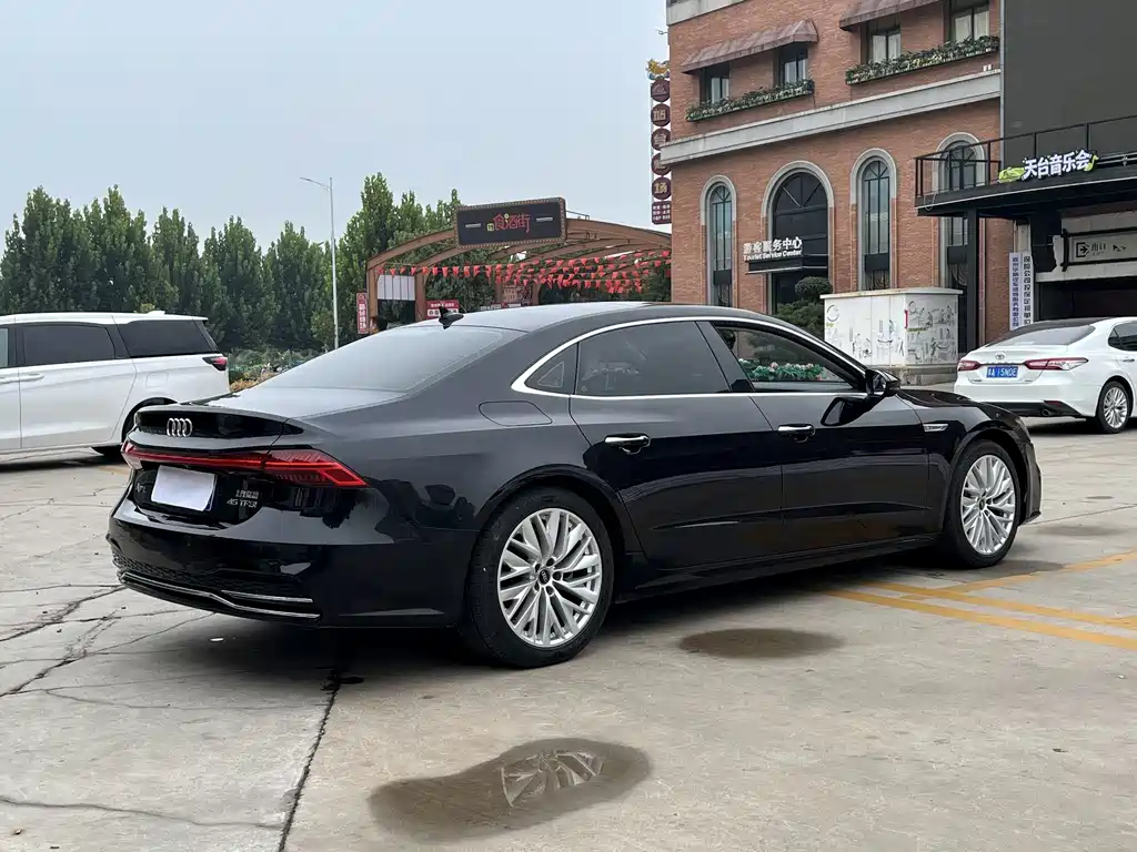 Audi A7L — миниатюра 15