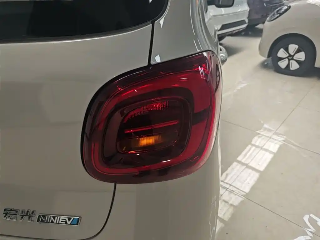 Wuling Mini EV MINIEV 2025 Premium