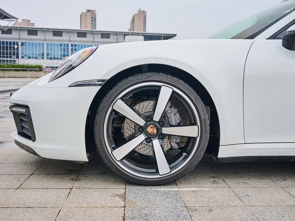 Porsche 911 2023 Targa 4 3.0T