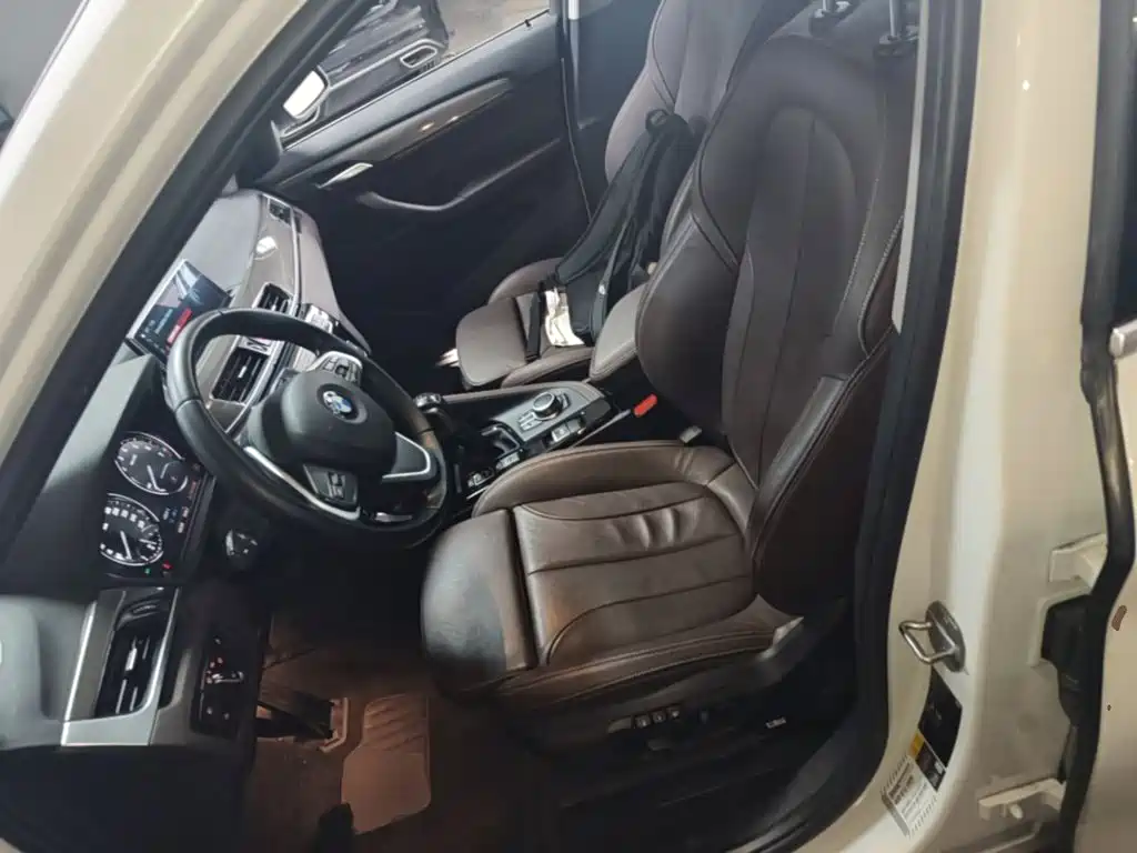 BMW X1 New Energy — миниатюра 15