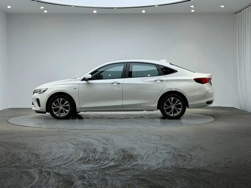Buick Verano — миниатюра 5