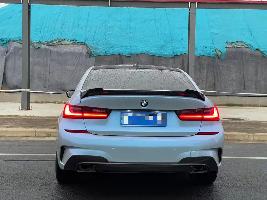 BMW 3 Series — миниатюра 8