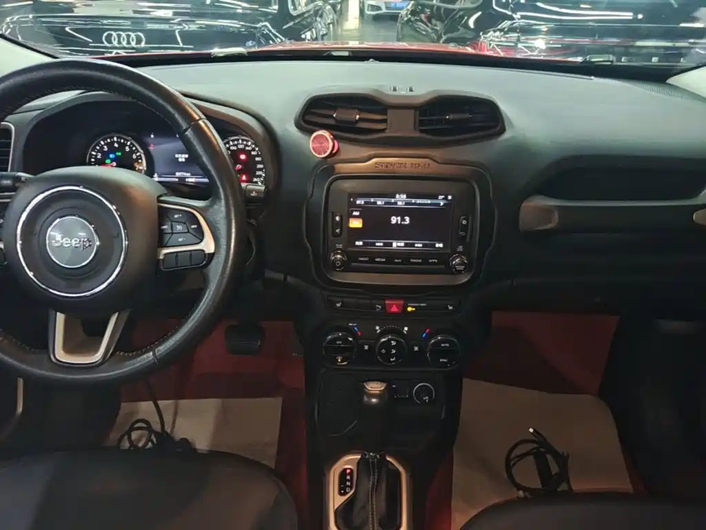 Jeep Renegade — миниатюра 13