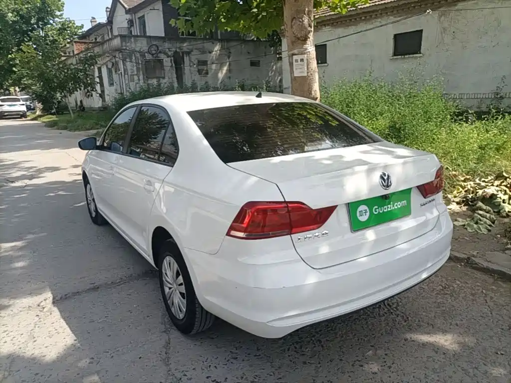 Volkswagen Santana — миниатюра 5