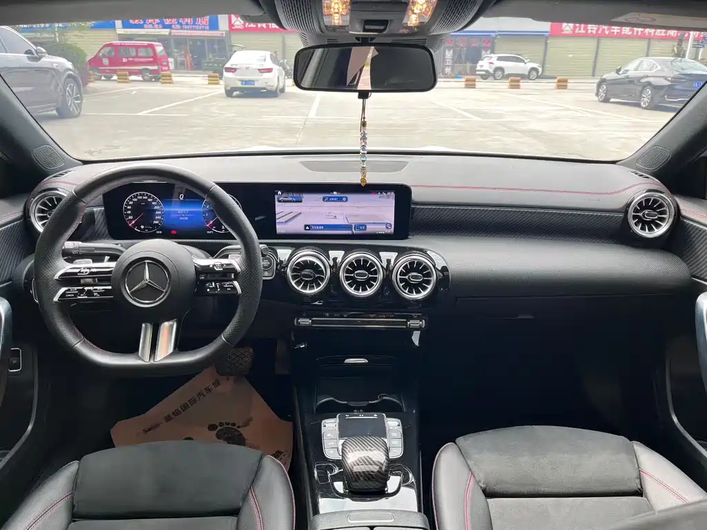Mercedes-Benz A-Class A 2023 A 200 L Fashion
