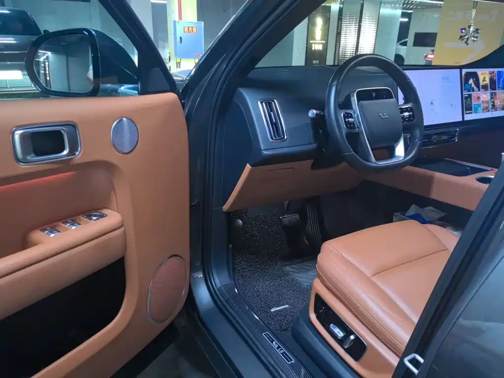Li Auto Li L8 — миниатюра 17