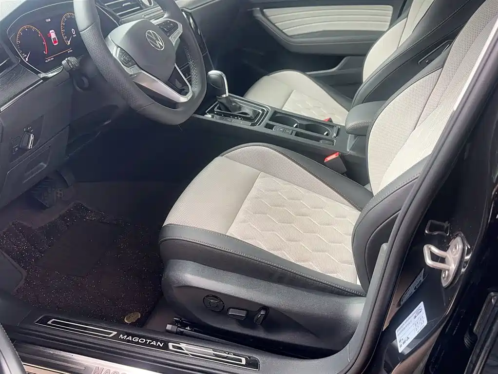 Volkswagen Magotan 2026 3000 380TSI DSG Luxury