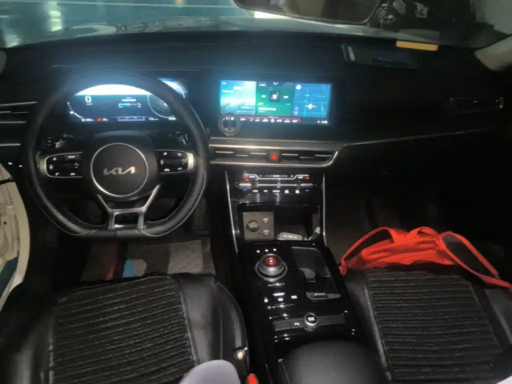 Kia K5 — миниатюра 5