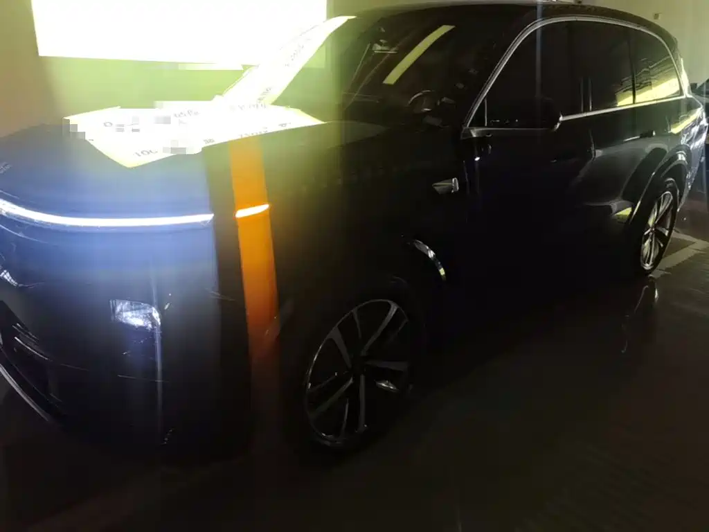 Li Auto Li L8 — миниатюра 3