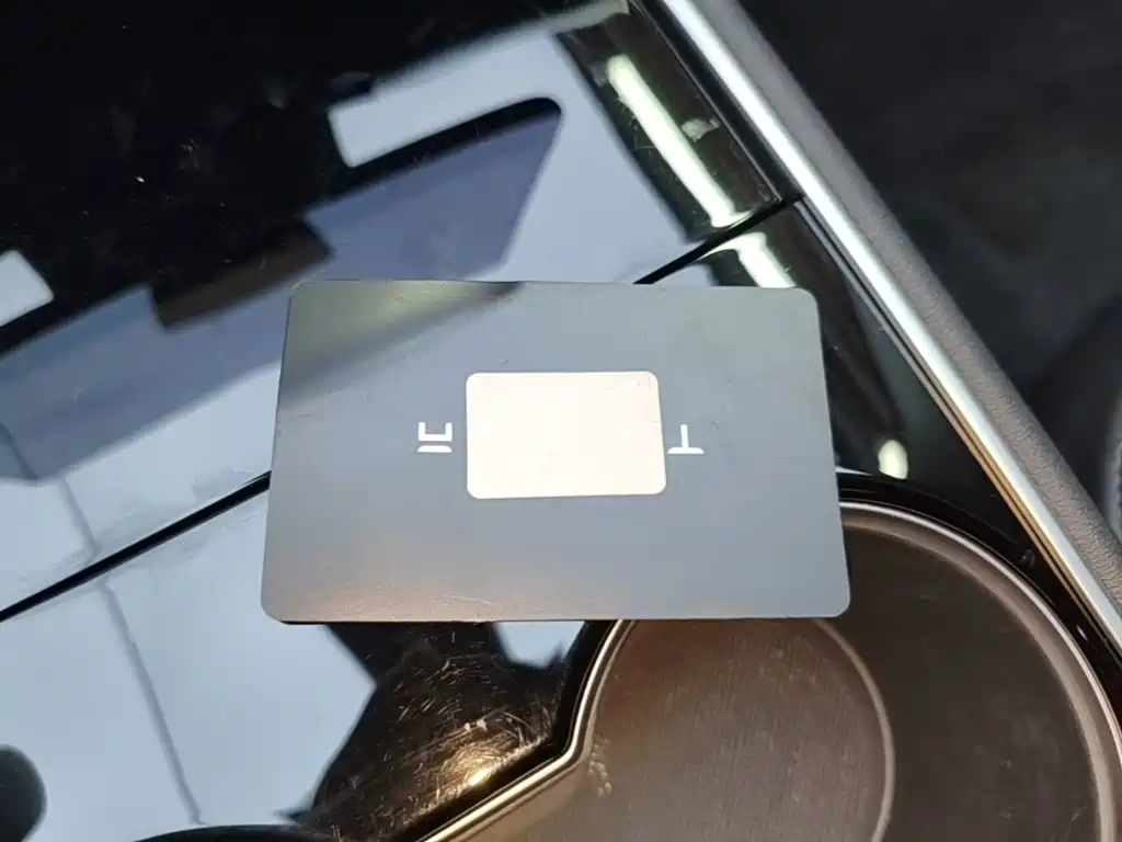 Tesla Model 3 — миниатюра 9