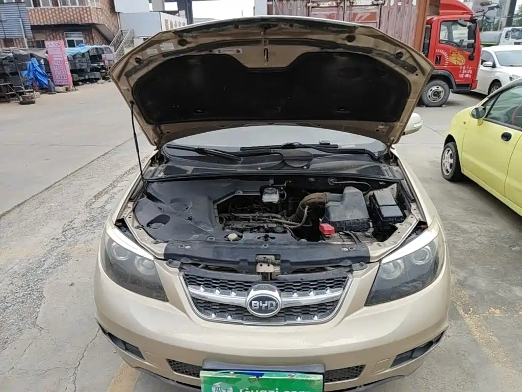 BYD S6 — миниатюра 20