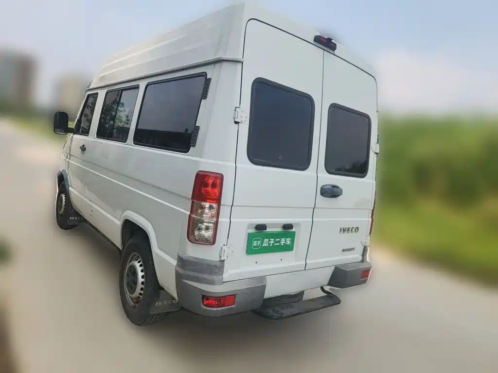 IVECO Daily — миниатюра 4