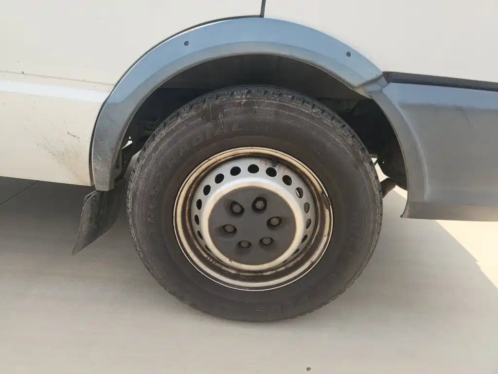 IVECO Daily — миниатюра 8