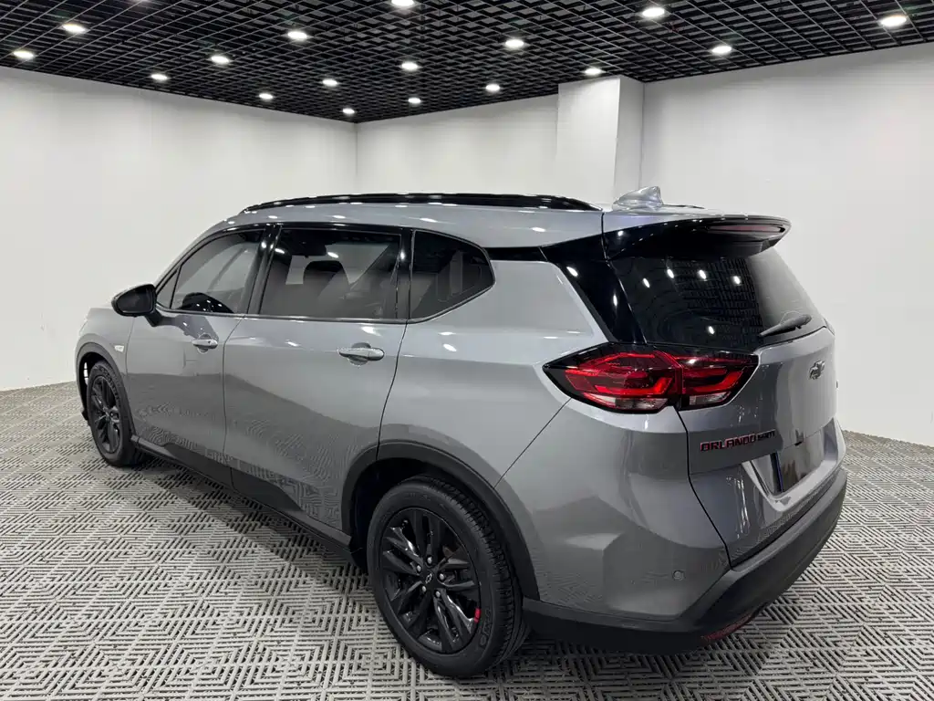 Chevrolet Volando — миниатюра 9