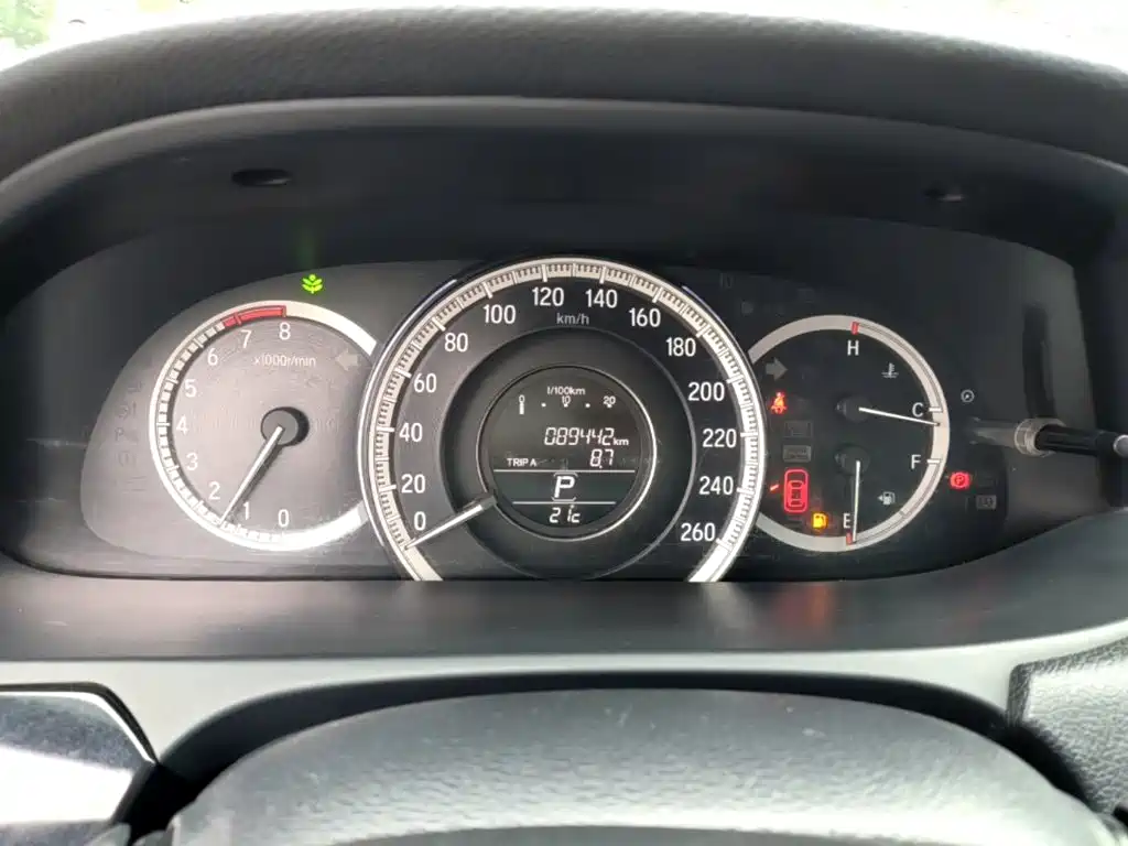 Honda Accord — миниатюра 12