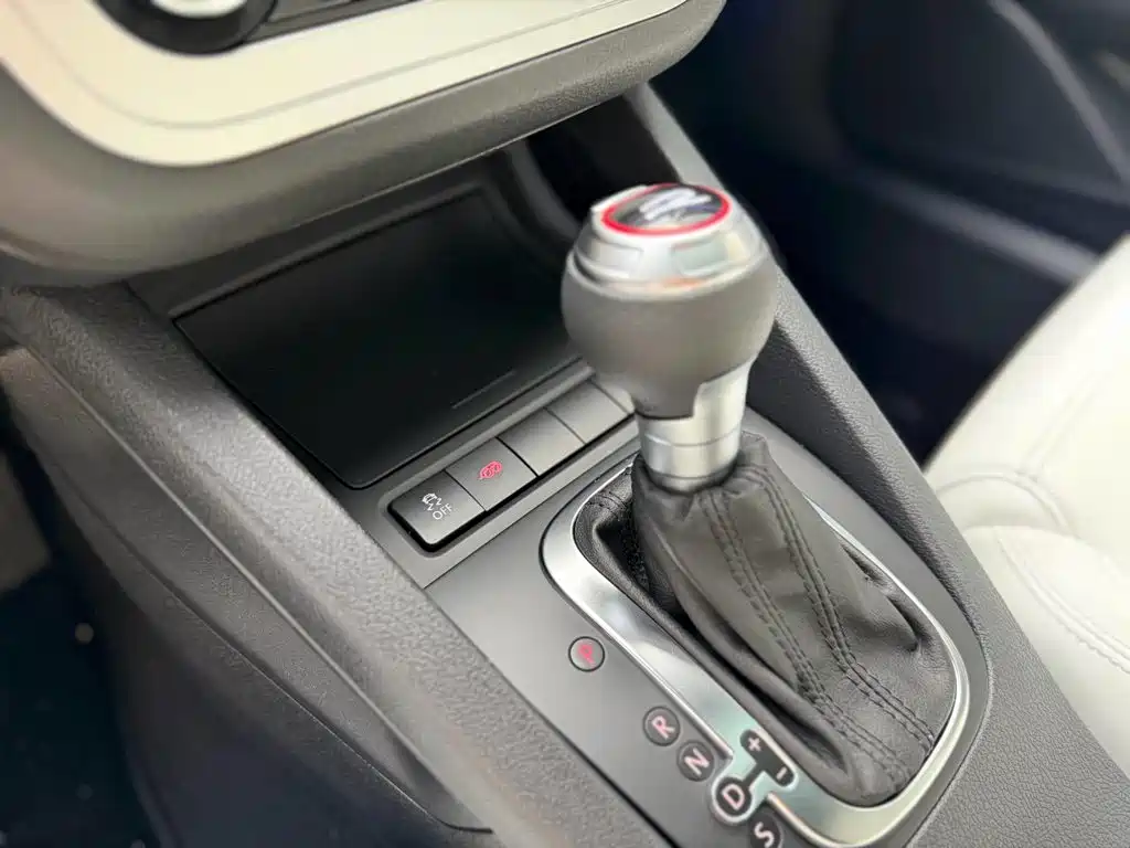 Volkswagen Scirocco — миниатюра 8