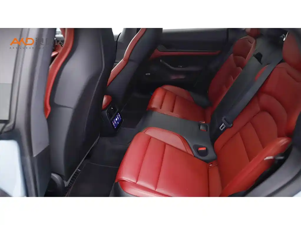 Porsche Taycan — миниатюра 7